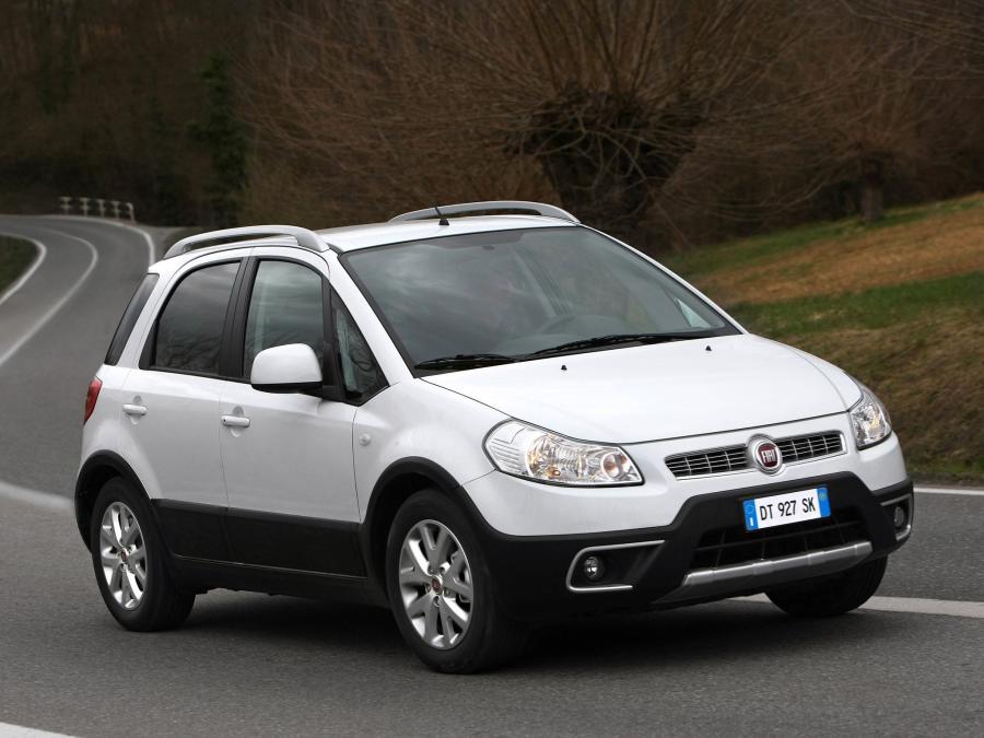  Fiat Sedici 2009 года  (фото 17 из 30)